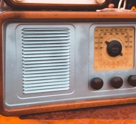Radio vintage colorate per donare alla  tua casa un tocco retrò