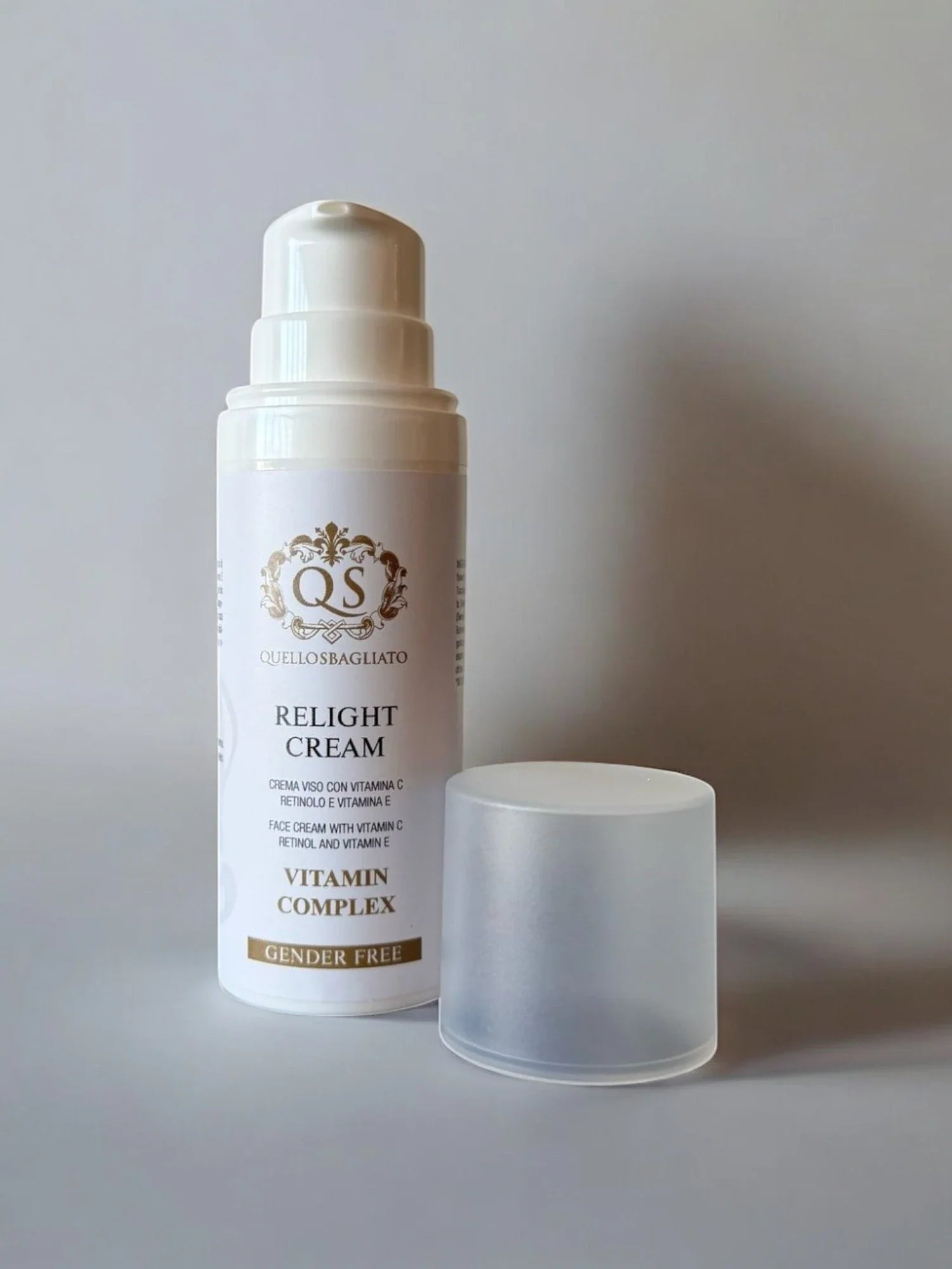 Prodotti cosmetici skincare viso e corpo
