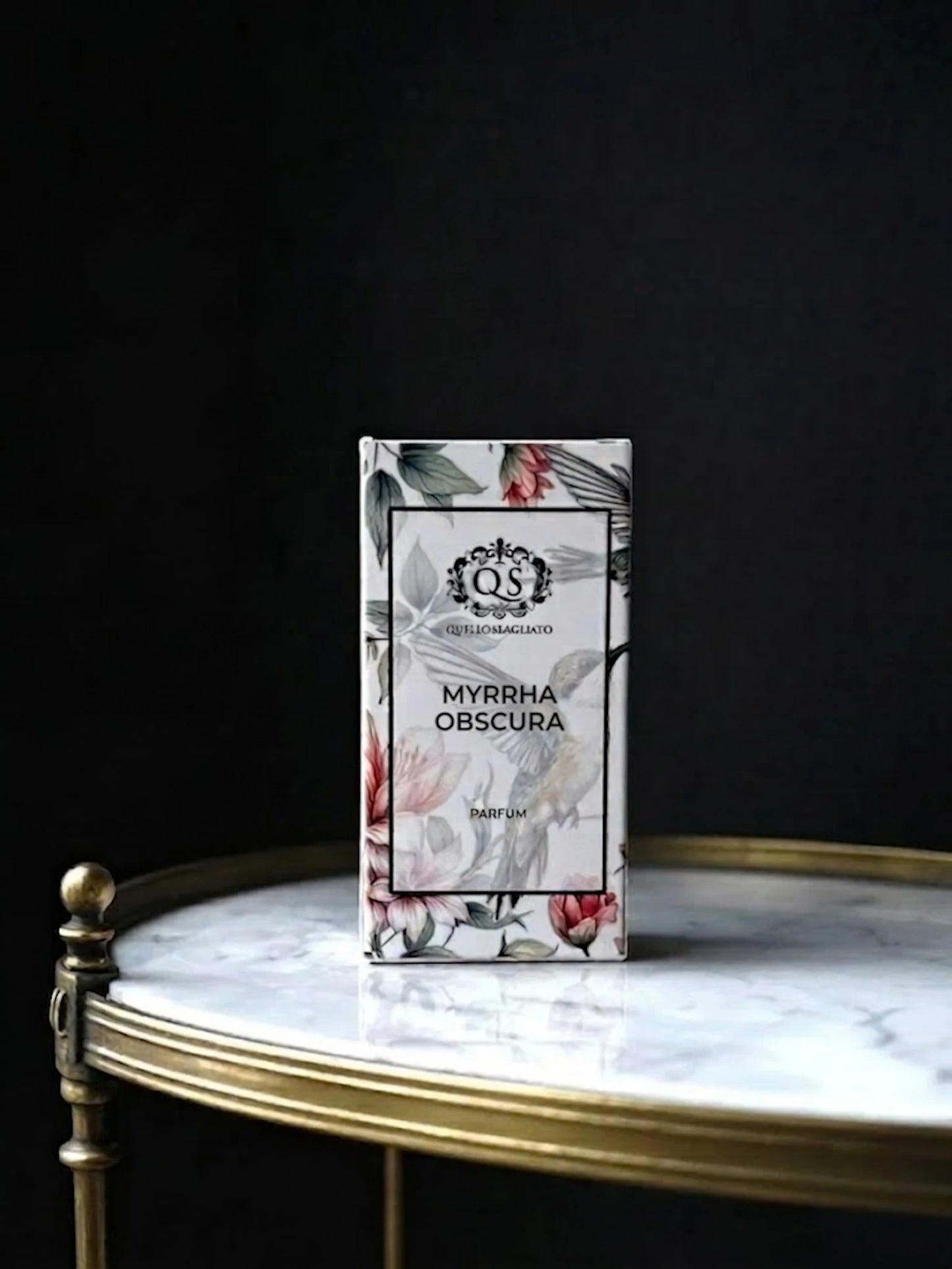 Profumo di nicchia artigianale Myrrha Obscura orientale resinoso Made in Italy