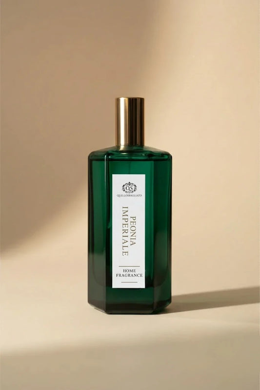 Fragranza casa artigianale con note di peonia 