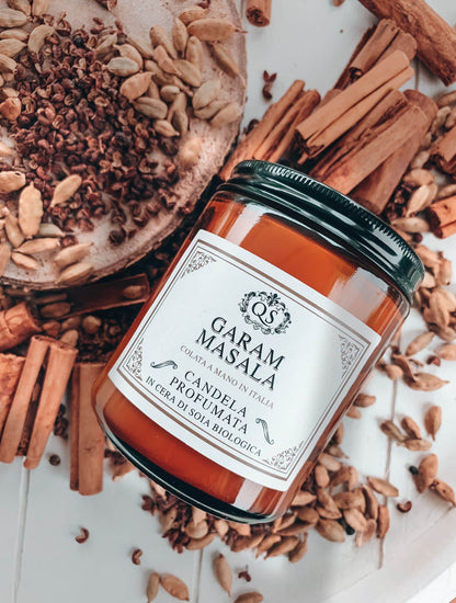 Candela soia Garam Masala etichetta elegante vista frontale