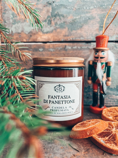 Candela soia Fantasia di Panettone con schiaccianoci